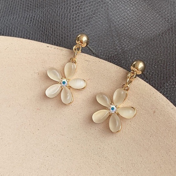 🔸2 for $15🔸Earrings - Picture 3 of 6